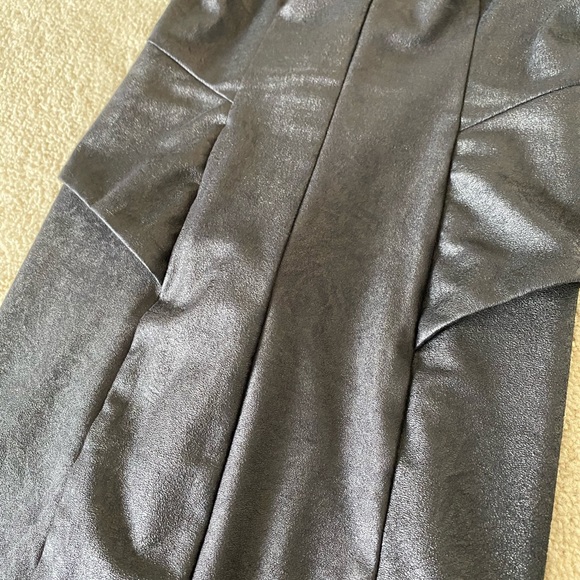 GUESS. High neck dress with peplum detail - Picture 2 of 7